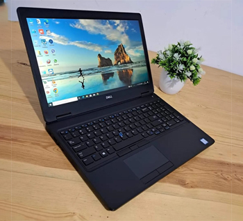 Dell Latitude 5591 Refurbished Laptop